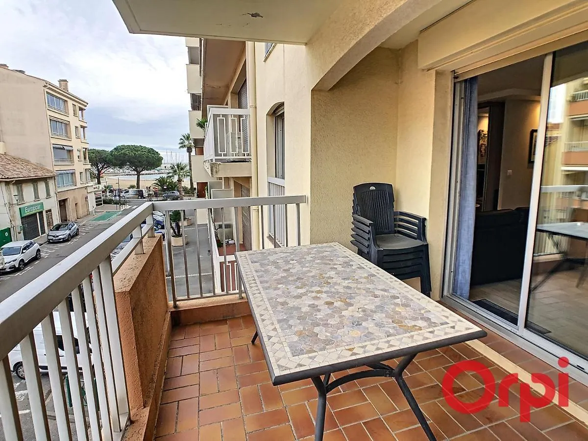 Apartment Appartement De Standing Trois Chambres, Centre Ville Sainte-Maxime